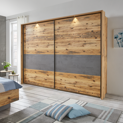 Moderner Schwebetürenschrank mit Passepartout-Rahmen und LED-Beleuchtung