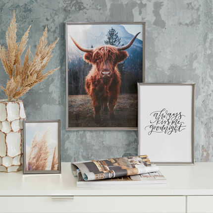 Dekorative Bilder und Bilderrahmen